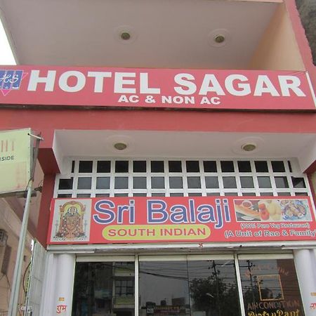 Hotel Sagar Agra  Esterno foto