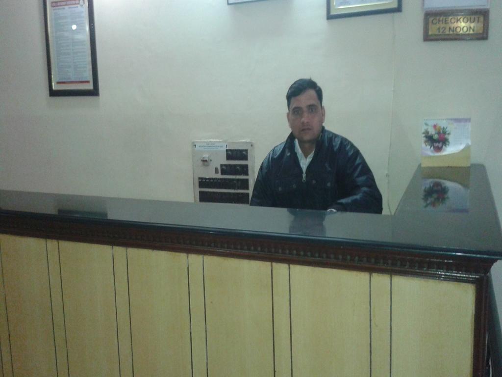 Hotel Sagar Agra  Esterno foto